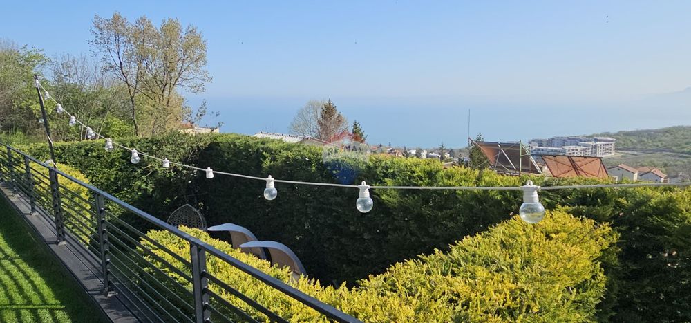 Продава се Къща в Балчик - 385 кв.м за 4676 €/кв.м - Снимка #4