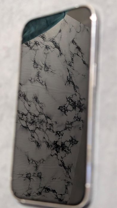 Продам iphone 14 pro идеал