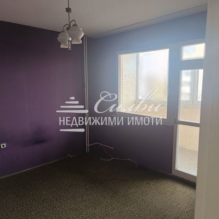 Продава се Двустаен апартамент в Шумен, Добруджански - 67 кв.м за 876 €/кв.м - Снимка #3