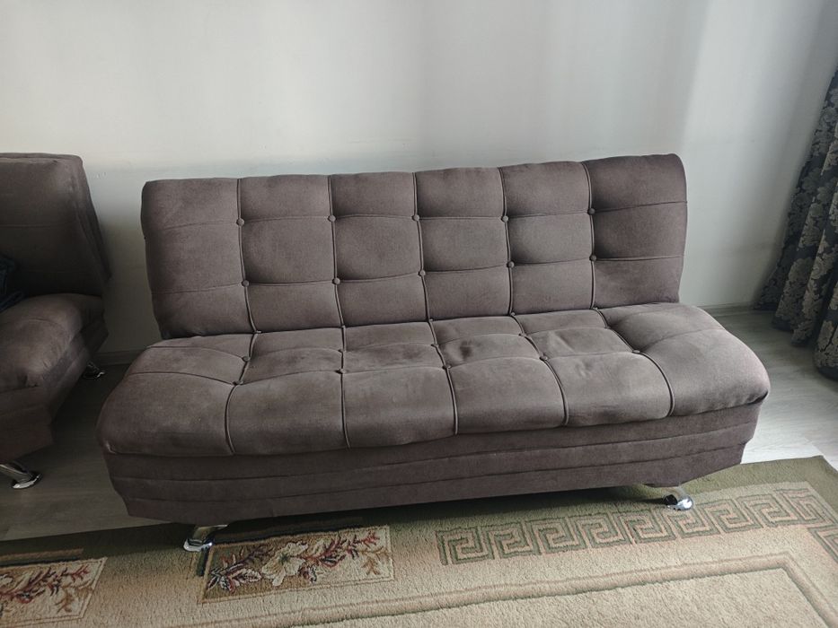 Отдам даром диван. Самовывоз