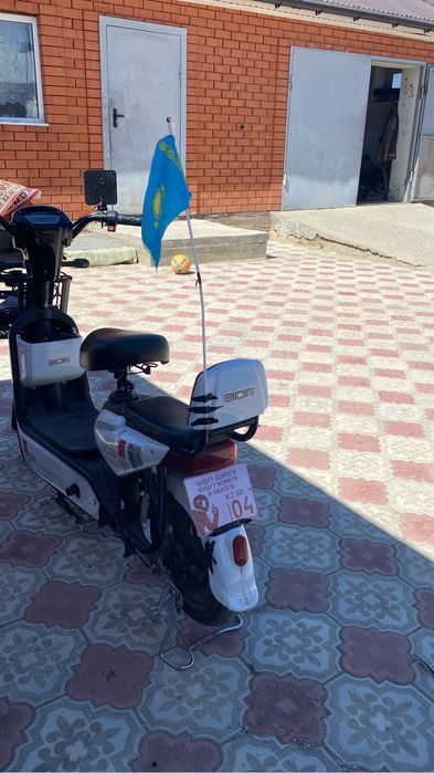 Продам электро скутер срочно