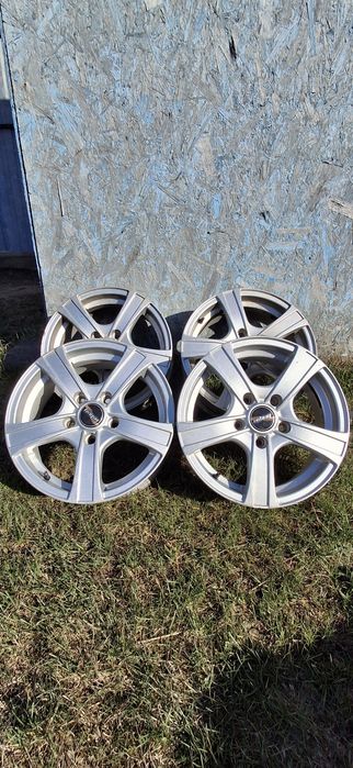 Диски комплект.      .