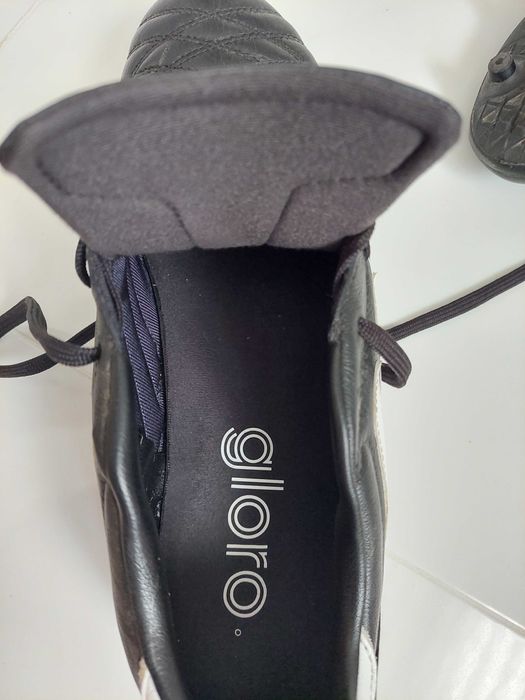 Бутонки   Adidas