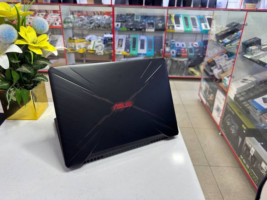Asus Tuf Gaming  360$