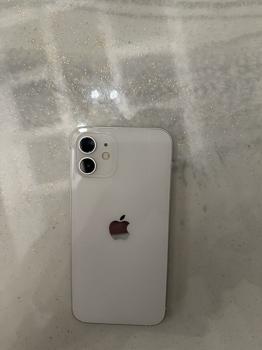 Iphone 12 64гб белый
