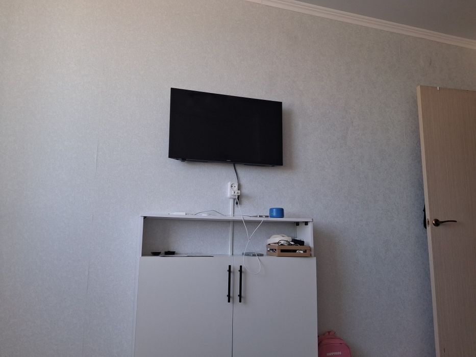 Продам смарт TV диагональ 32
