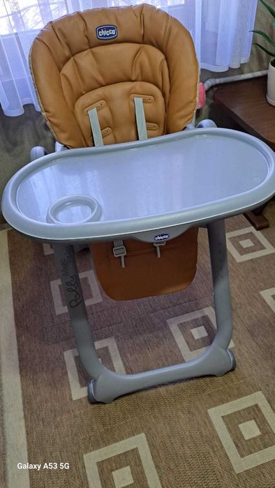 Продам детский стульчик Chicco Polly magic relax