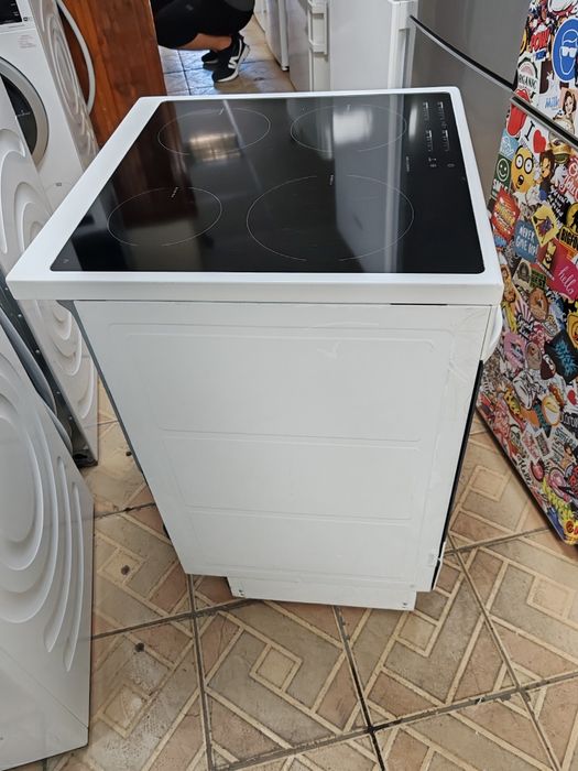 Свободно стояща печка с индукционни котлони Voss Electrolux с Pirolise и 2 години Гаранция!