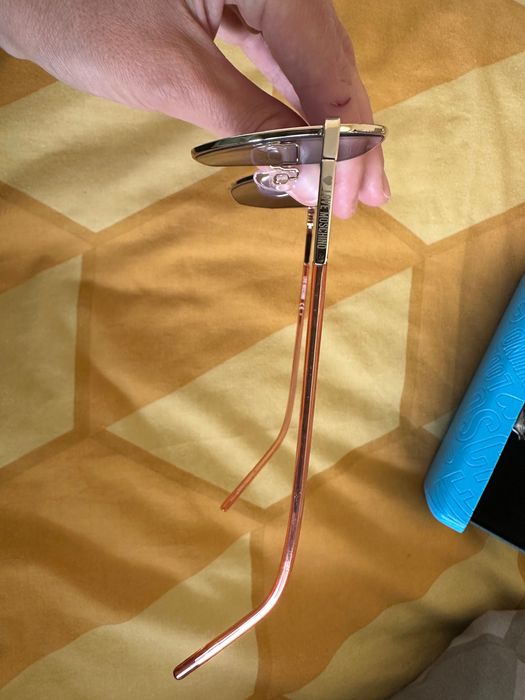 Слънчеви очила “Love Mochino”