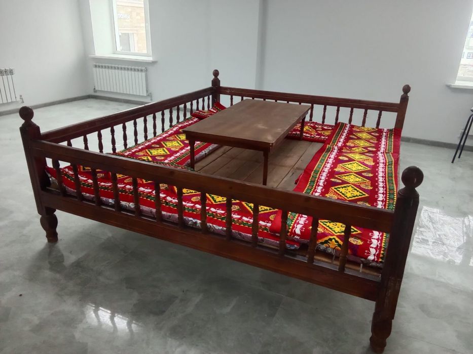 Тапчаны 5шт для кафе и ресторанов