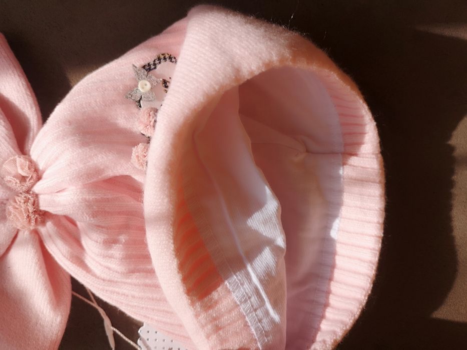 Продаю новую шапку для девочки