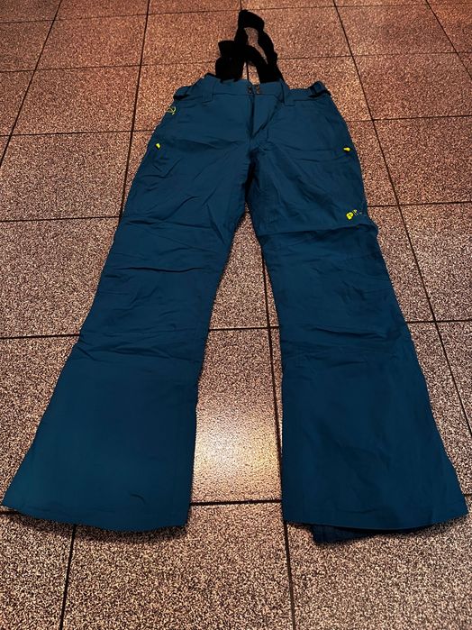 Echipament snowboard