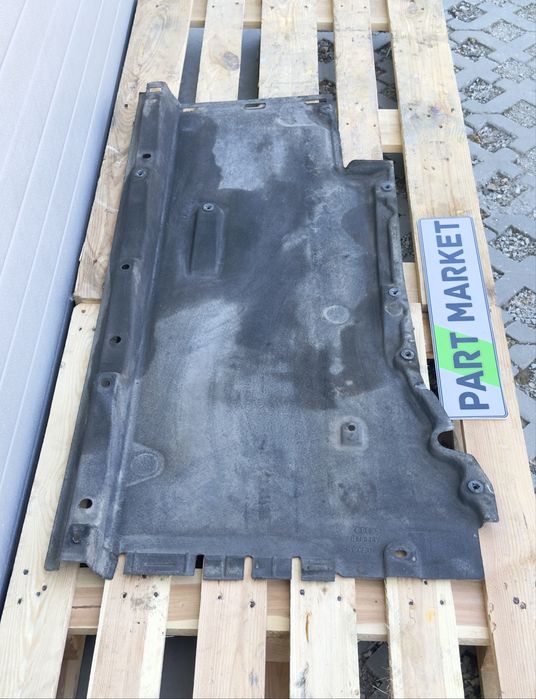 Кора под ляв праг AUDI A6 A7 C7 4G