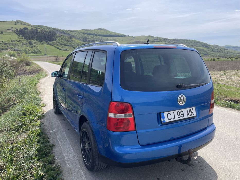 VW Touran / 7 locuri /2.0 TDI