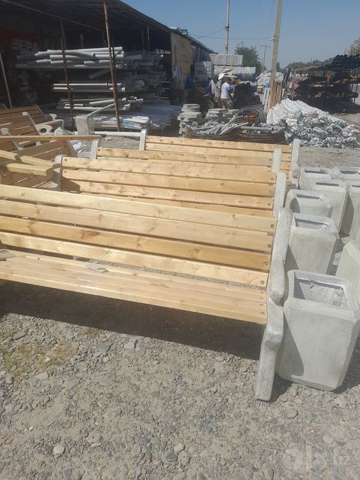 Skameyka va musir urna 400.000