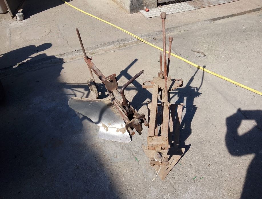 Мотокултиватор с инвентара