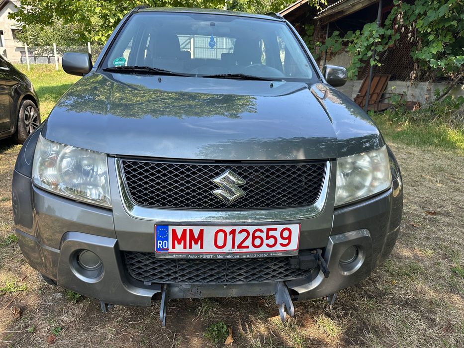 Vând Suzuki Grand Vitara
