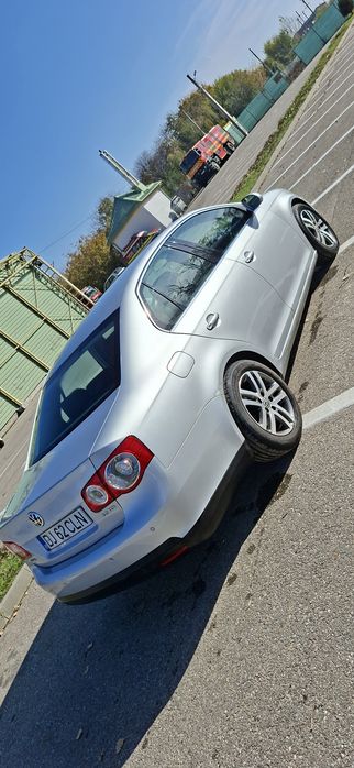 Volkswagen Jetta Sport Line 2.0tdi 140cp  2006