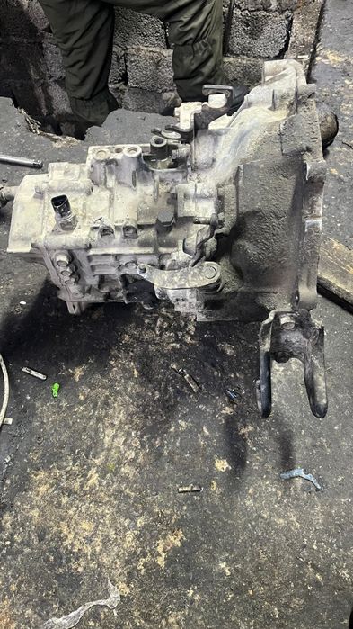 Коробка митцубици спецвагон