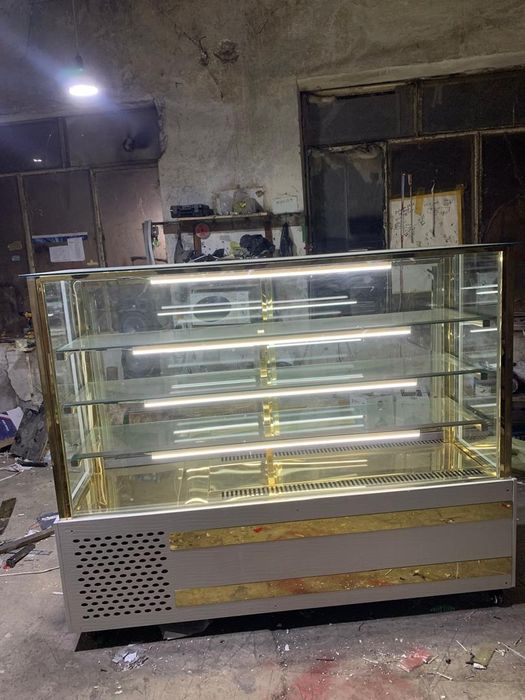 Холодильник витрина