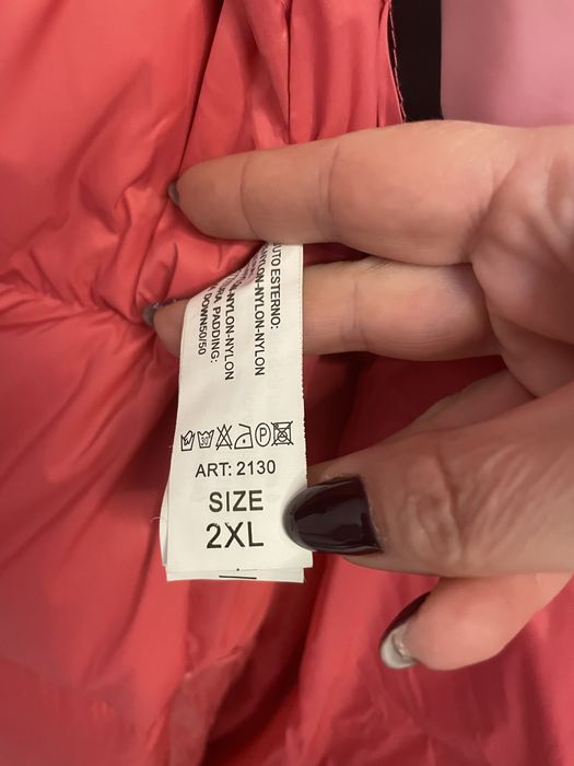 Много яко бонбонено розово дълго яке