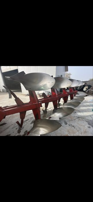 Plug HUARD Goizin cu 5 brazde reversibil hidraulic