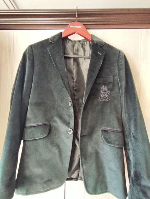 Продам пиджак на мальчика