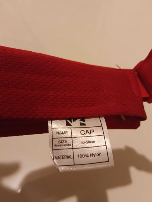 Șapcă roșie unisex
