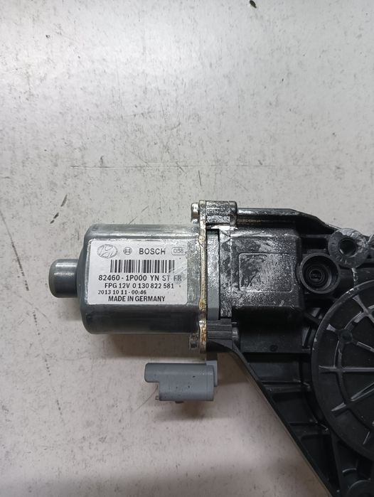 Motoras Geam Pivotant Dreapta Fata Kia Venga Yn 2010 - > 824601P000