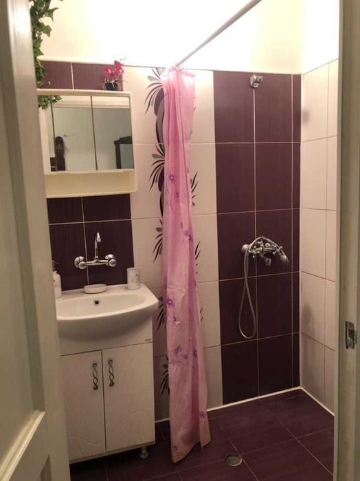 Тристаен апартамент в Южен