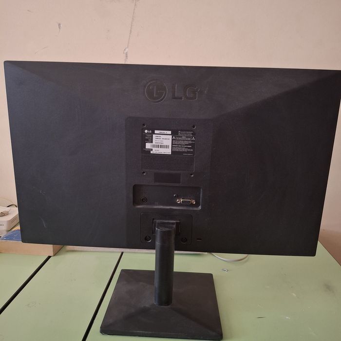 Монитор lg продам