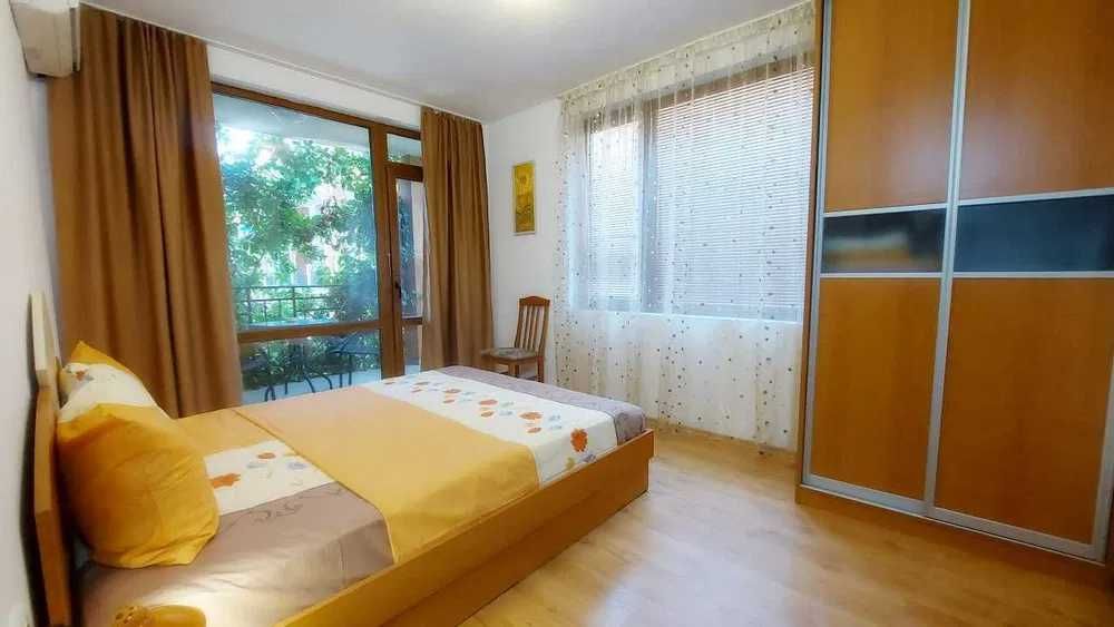 Дава се под наем Двустаен апартамент в Свети Влас - 69 кв.м за 300 € - Снимка #3