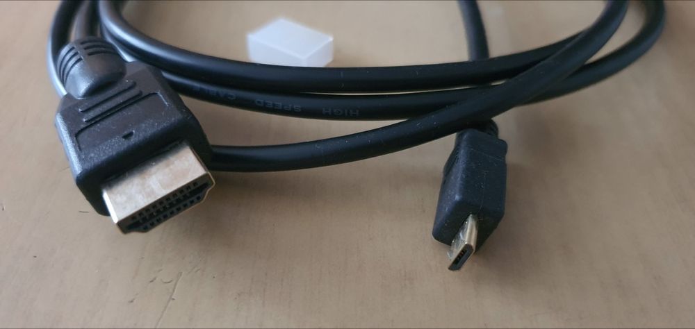 HDMI кабель для ТВ от ваших цифровых  устройств
