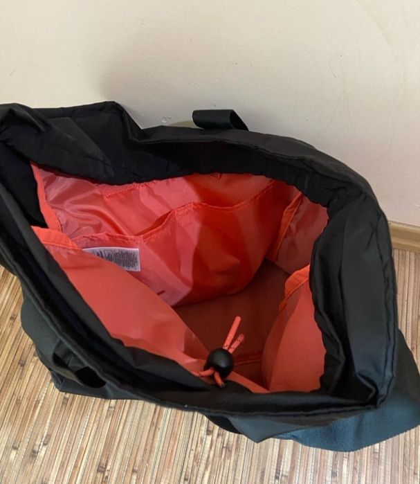 .Сумочки Adidas,Puma