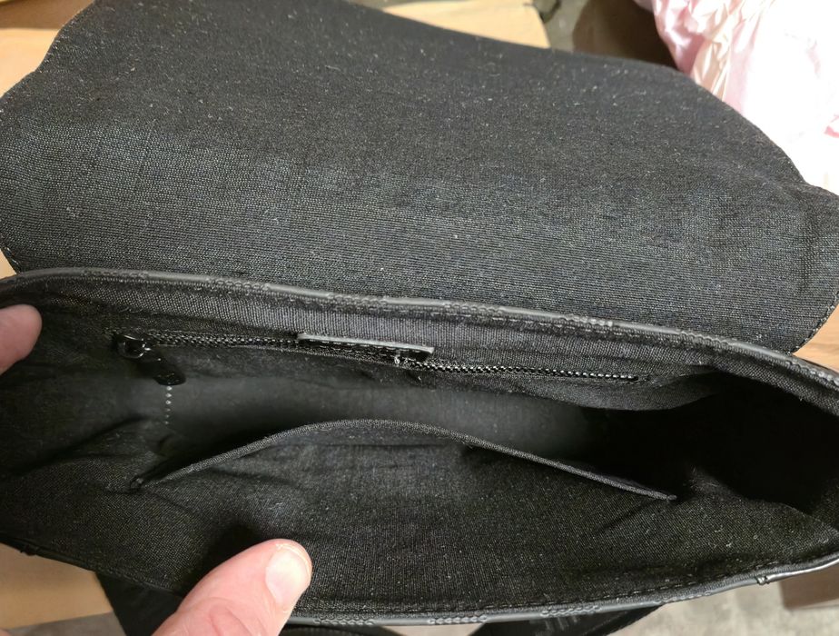 Стилна мъжка чанта