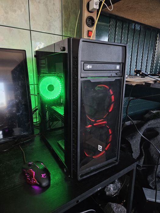 Unitate PC Gaming i5 4570 video 4GB R7 370 16GB Ram