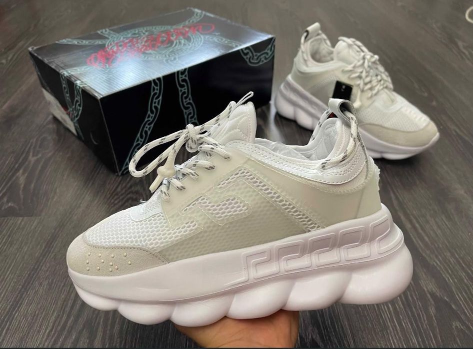 Versace Chain Reaction