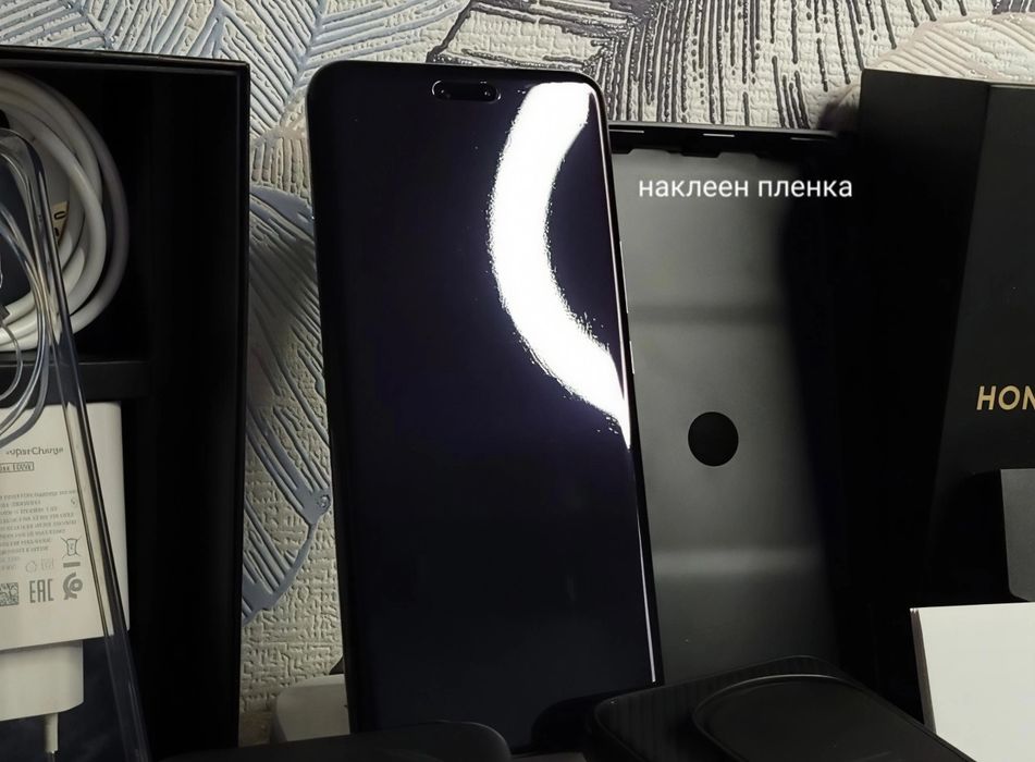 Honor magic 6pro 12/512 в новом состоянии, на Snapdragon 8 elit gen 3