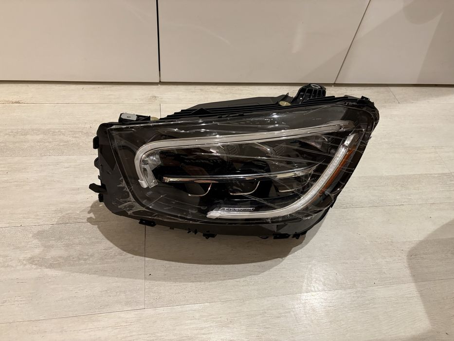 Ляв фар за mercedes glc