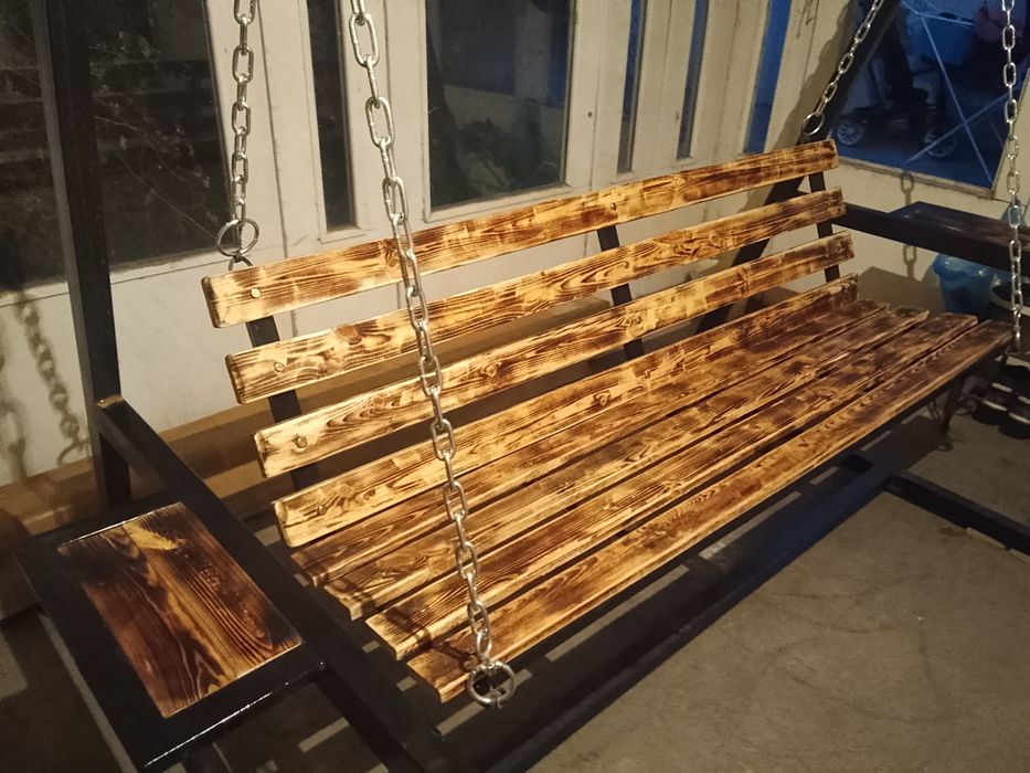 Садовые качели для дома и сада