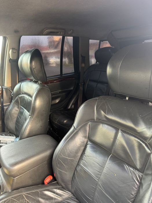 Grand Cheroke Autoutilitara 2.7