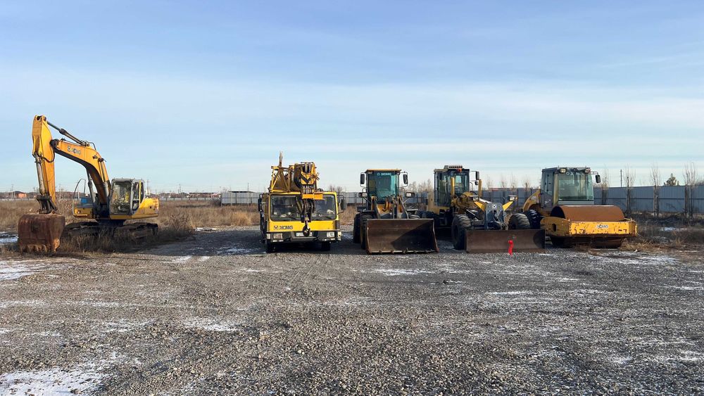 Вывоз снега в Актобе спец техникой