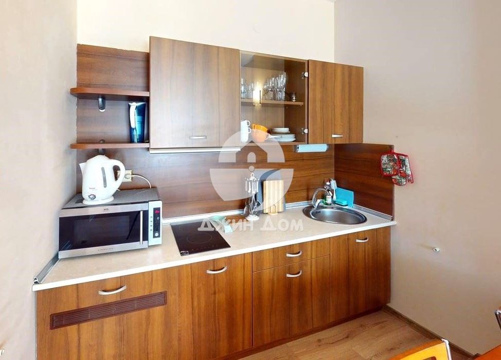 Продава се Двустаен апартамент в к.к. Слънчев бряг - 67 кв.м за 1120 €/кв.м - Снимка #3