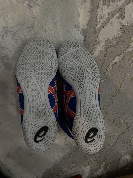 Продам asics tyger борцовки