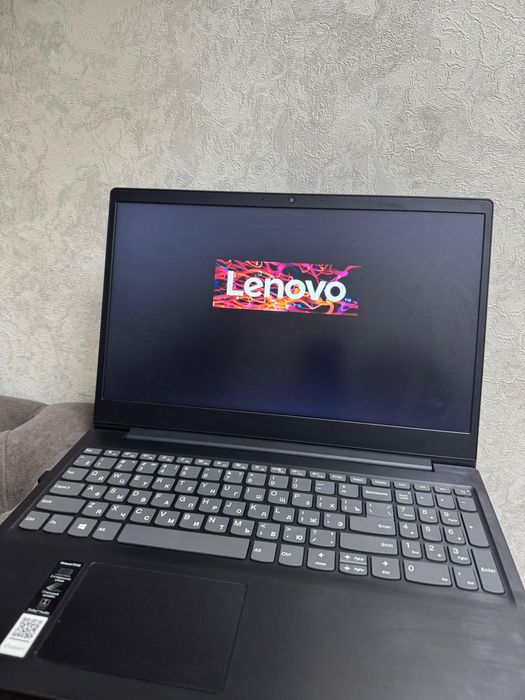 продам ноутбук Lenovo в идеальном состоянии