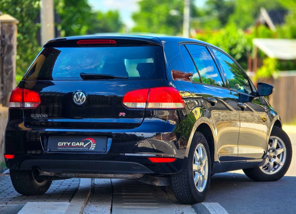 VOLKSWAGEN Golf 2010 — imagine 2