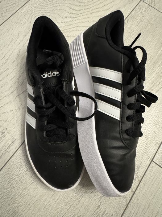 Зимни обувки и официални обувки