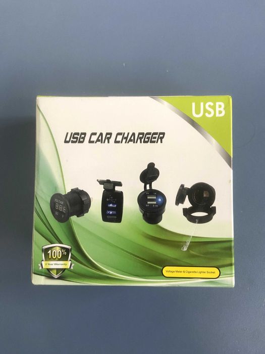 USB зарядно за кола или лодка с волтметър