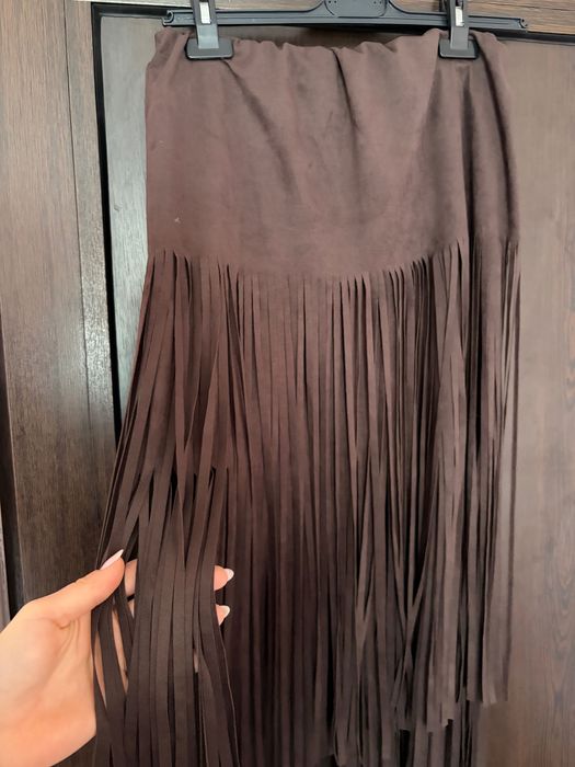 Плисирани поли нови