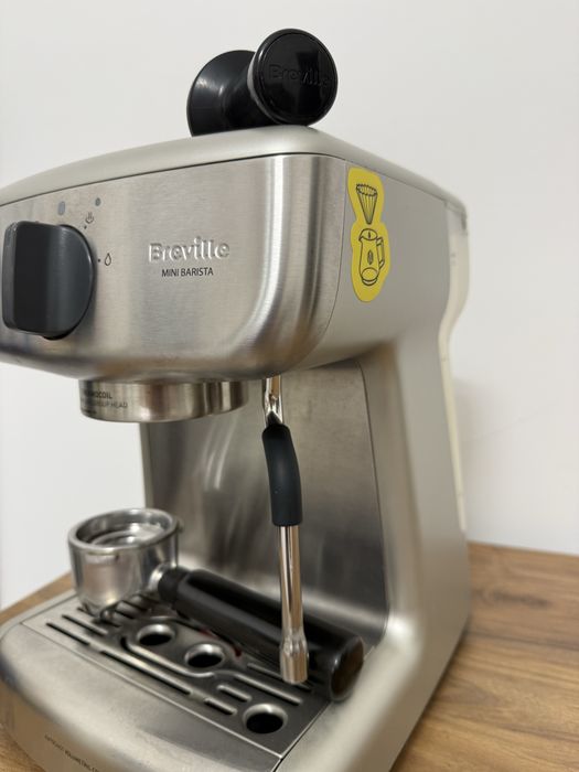 Espressor Breville Mini Barista + optional rasnita Melitta Molino